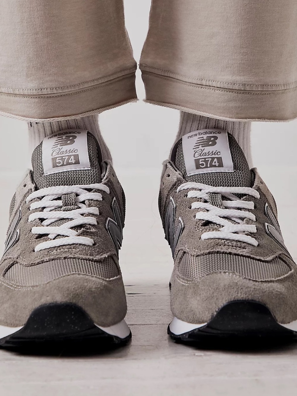 New Balance Classic 574 Sneakers - Picture 2 of 10